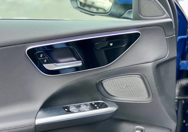 Mercedes-Benz Klasa C cena 227900 przebieg: 3400, rok produkcji 2023 z Warszawa małe 121